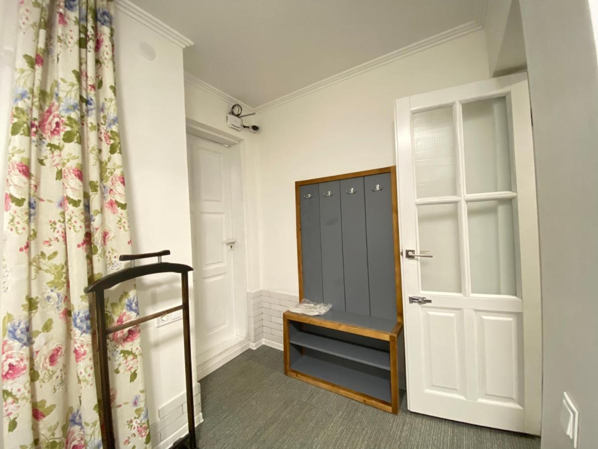 Bed and Breakfast Саквояж Вокзал Leopoli Esterno foto
